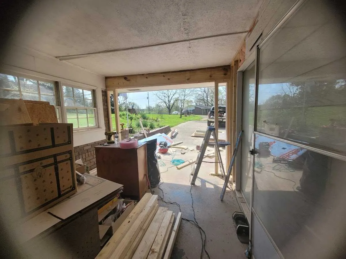 Air movers and dehumidifier for Water Mitigation Services in Leesville